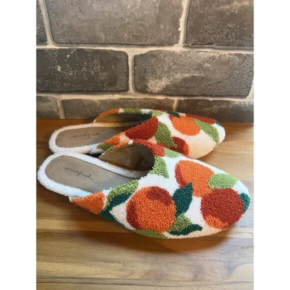 Print fresh Slippers Chic and CozyFootwear Size 9 - Picture 7 of 16